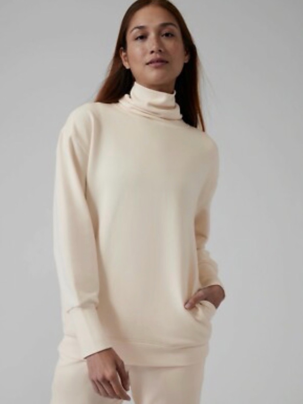 Athleta Balance Cinch Turtleneck Sweatshirt,Chantilly Cream SIZE M